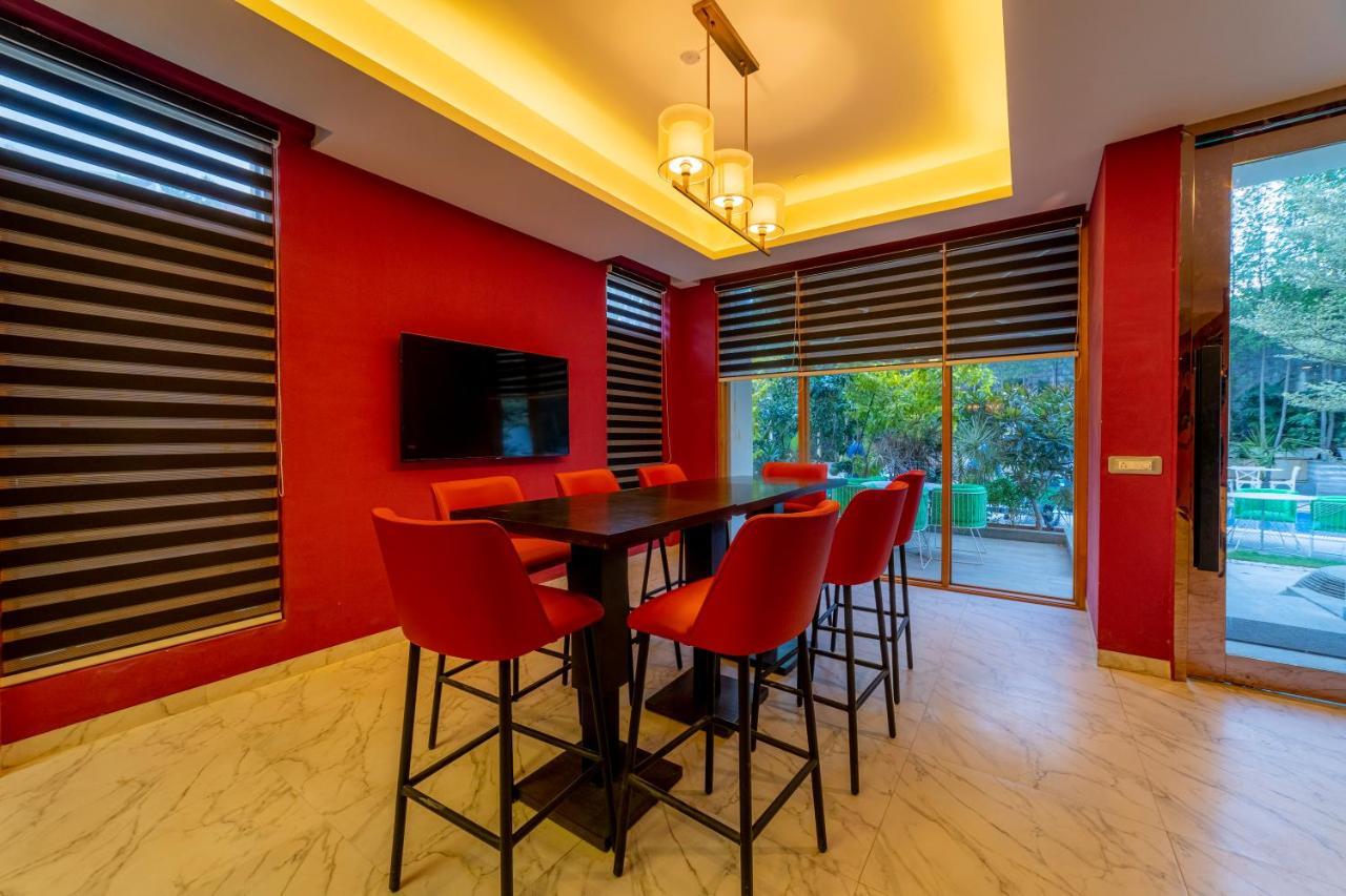 Ellaa Residences Hyderabad Bagian luar foto